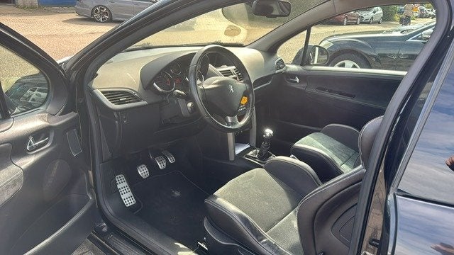 Peugeot 207 1.6-16V T RC, Voorwielaandrijving, 1080 kg, Gebruikt, 1225 kg