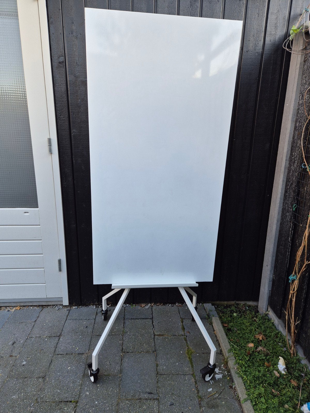 MITTZON whitebord op frame met wieltjes als nieuw
Whiteboard, Diversen, Ophalen, Mobiel, Zo goed als nieuw, Whiteboard