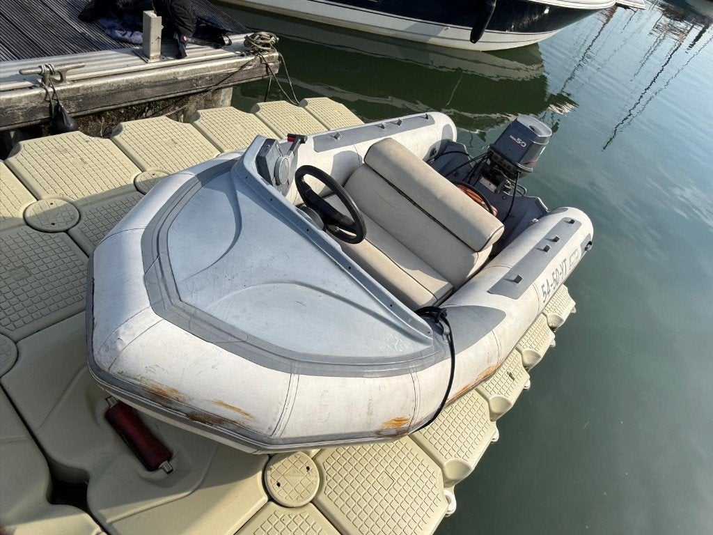 Foto 5 van Avon Seasport 320 met 50 pk yamaha