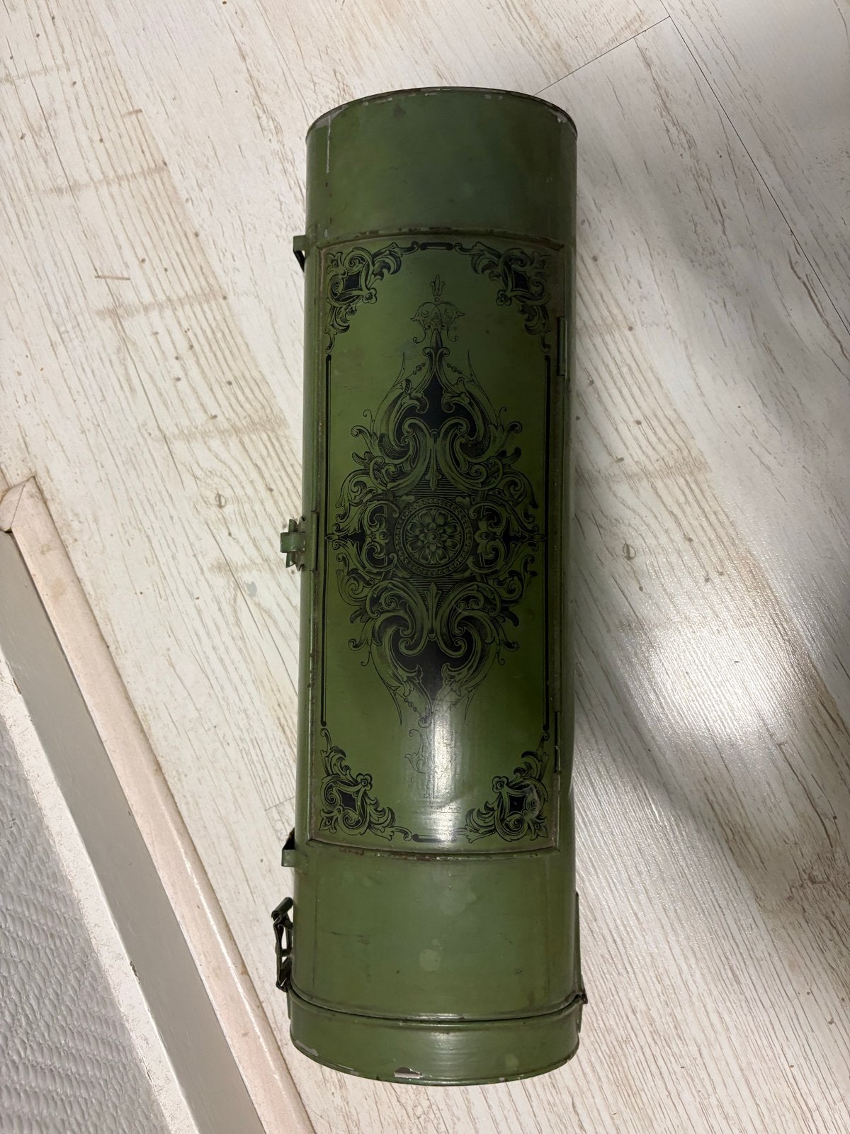 Antieke Draagkoker met Decoratieve Ornamenten, Ophalen of Verzenden
