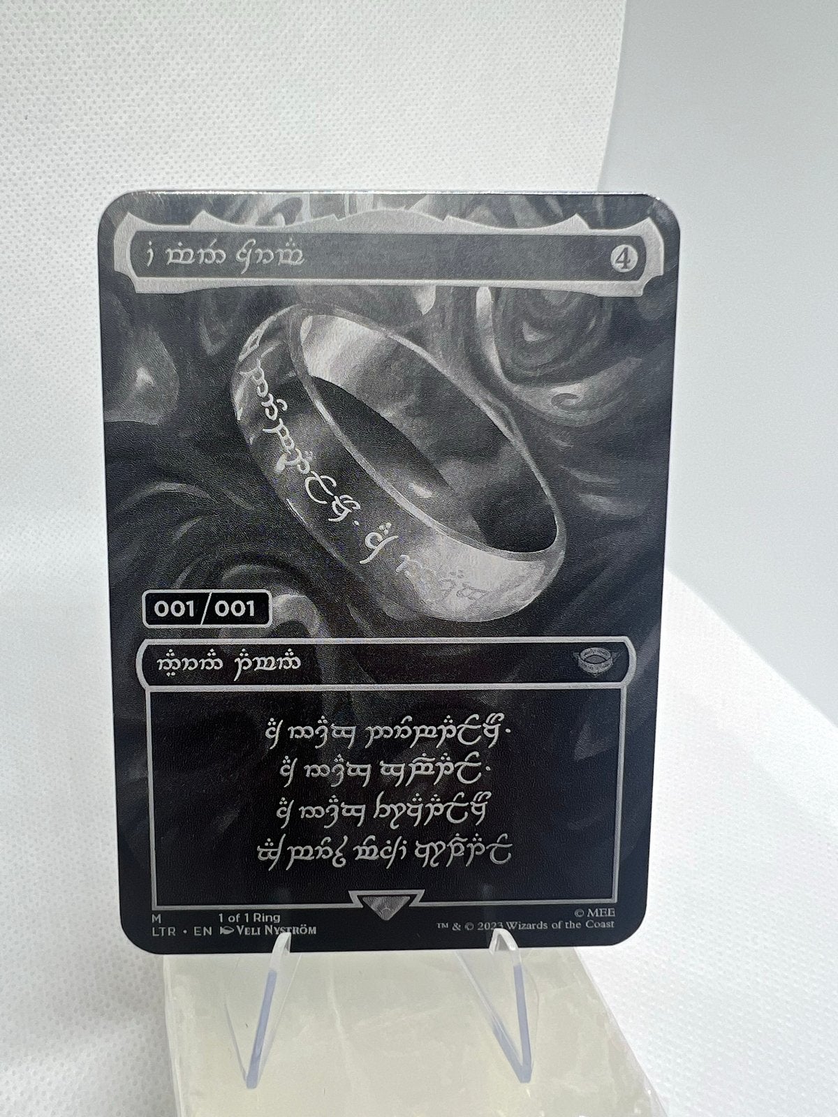 The One Ring (001/001) MTG - Metal Card laser engraved, Ophalen of Verzenden, Zo goed als nieuw, Overige typen