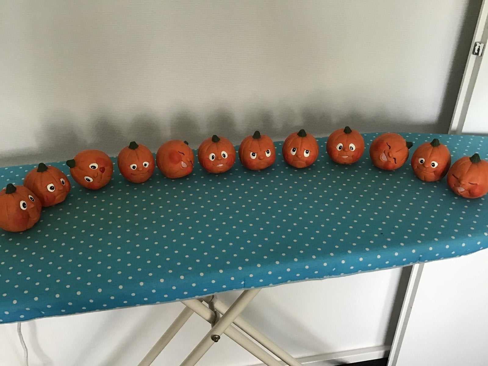 Keramiek pompoenen, Ophalen