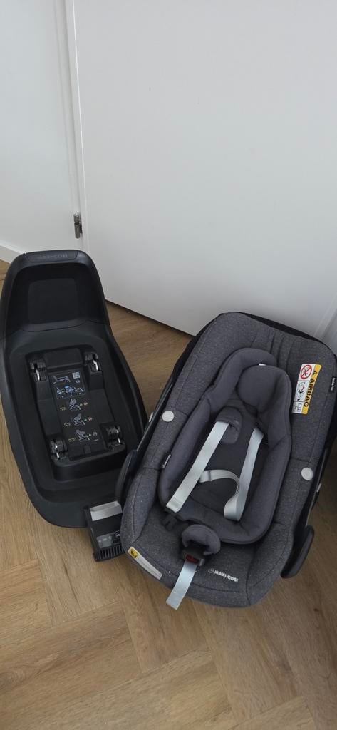 Maxi-Cosi Pebble Plus met 2wayfix isofix, Gebruikt, Ophalen of Verzenden, Isofix, 0 t/m 13 kg