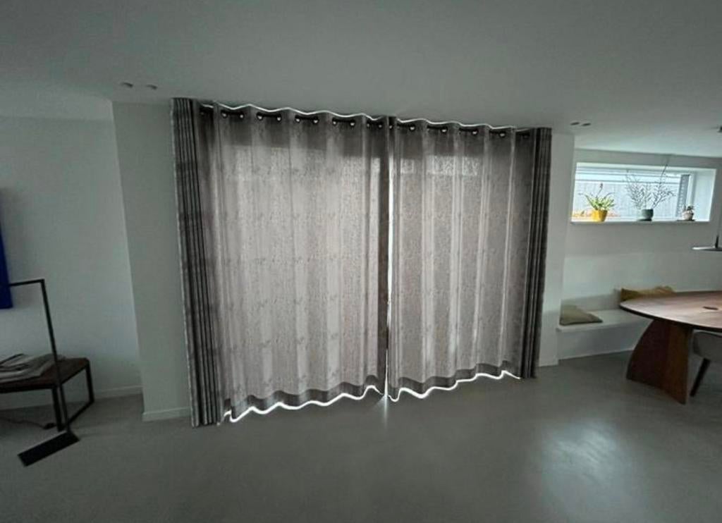 Gordijnen Artelux Onyx met ingeslagen ringen, Huis en Inrichting, Gebruikt, 200 cm of meer, 150 tot 200 cm, Ophalen of Verzenden