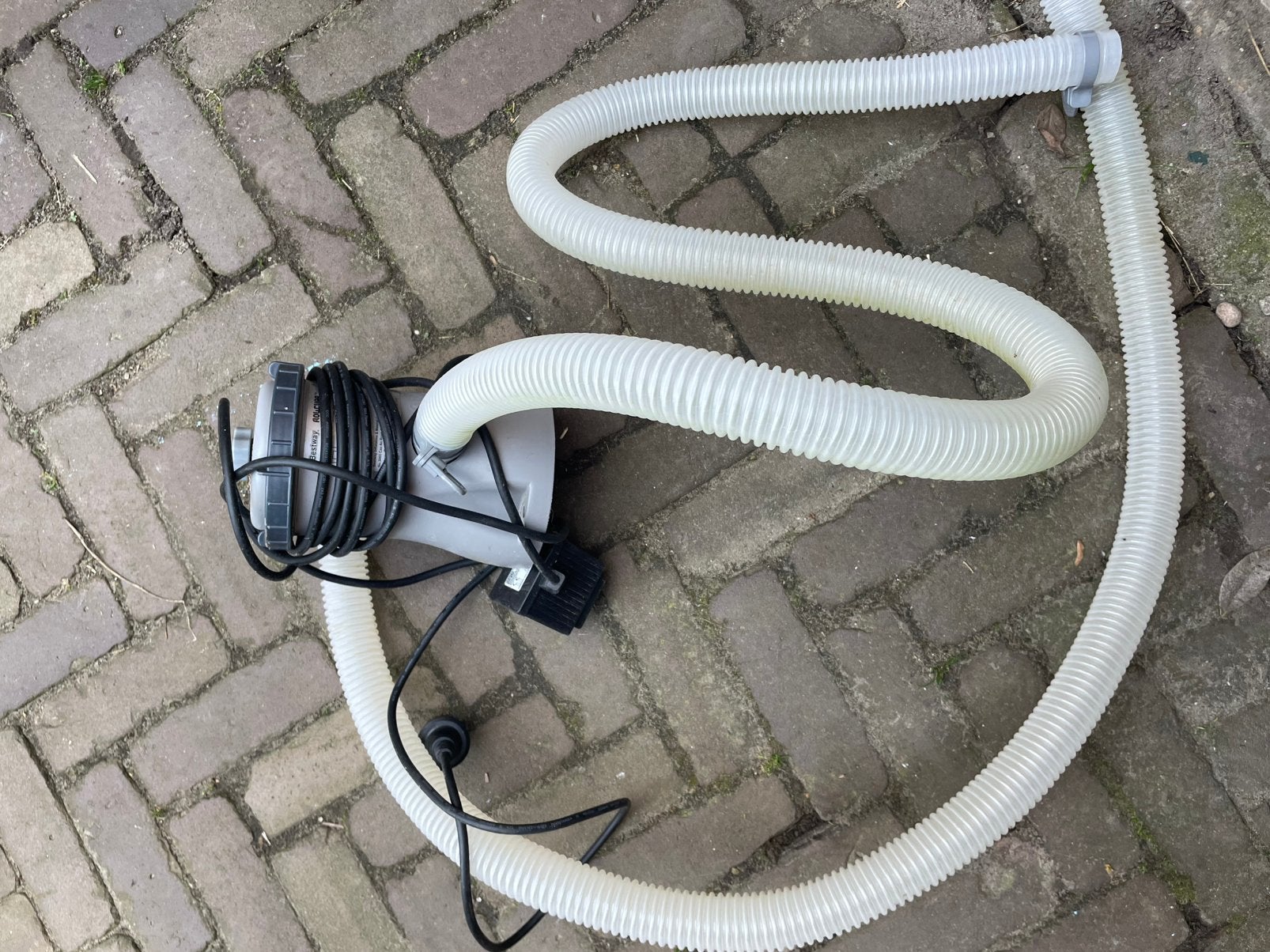 Bestway zwembad pomp, Ophalen of Verzenden, Zo goed als nieuw, Dompelpomp