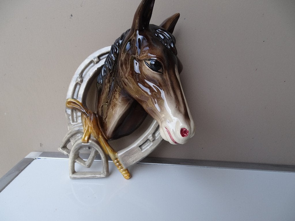 Paardenhoofd in hoefijzer, Antiek en Kunst, Ophalen of Verzenden