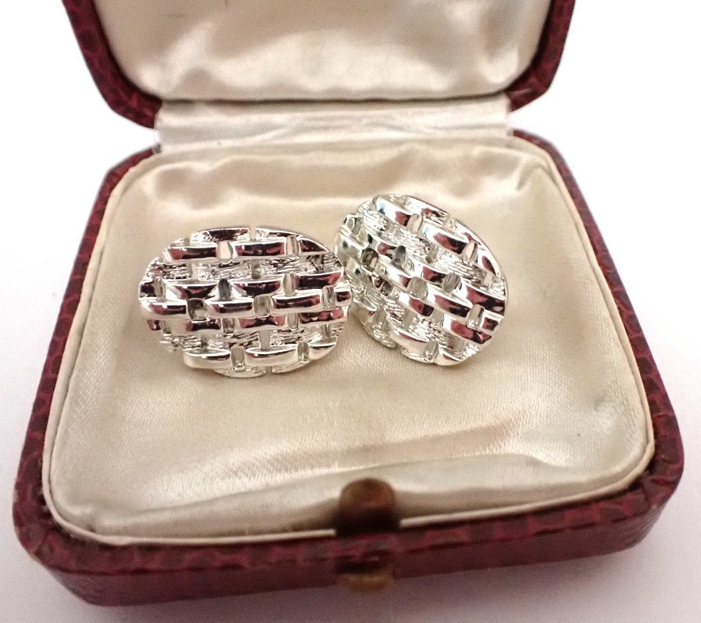 Vintage schroefjesoorbellen van Coro, Verzenden, Zo goed als nieuw, Zilver, Overige materialen