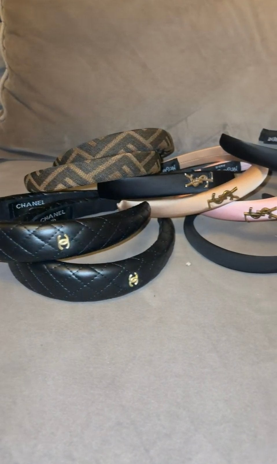 Haarbanden chanel fendi ysl gucci, Sieraden, Tassen en Uiterlijk, Ophalen of Verzenden, Nieuw, Zwart, Ogen