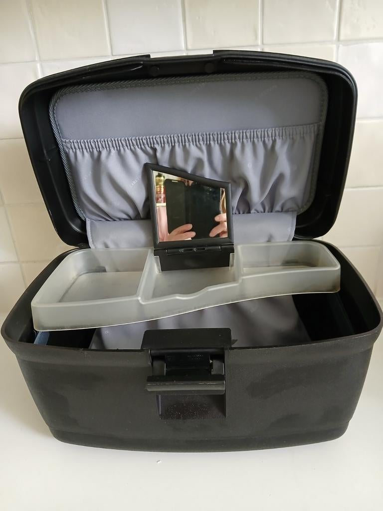Beautycase Carlton zwart, Ophalen, Zo goed als nieuw, Zwart