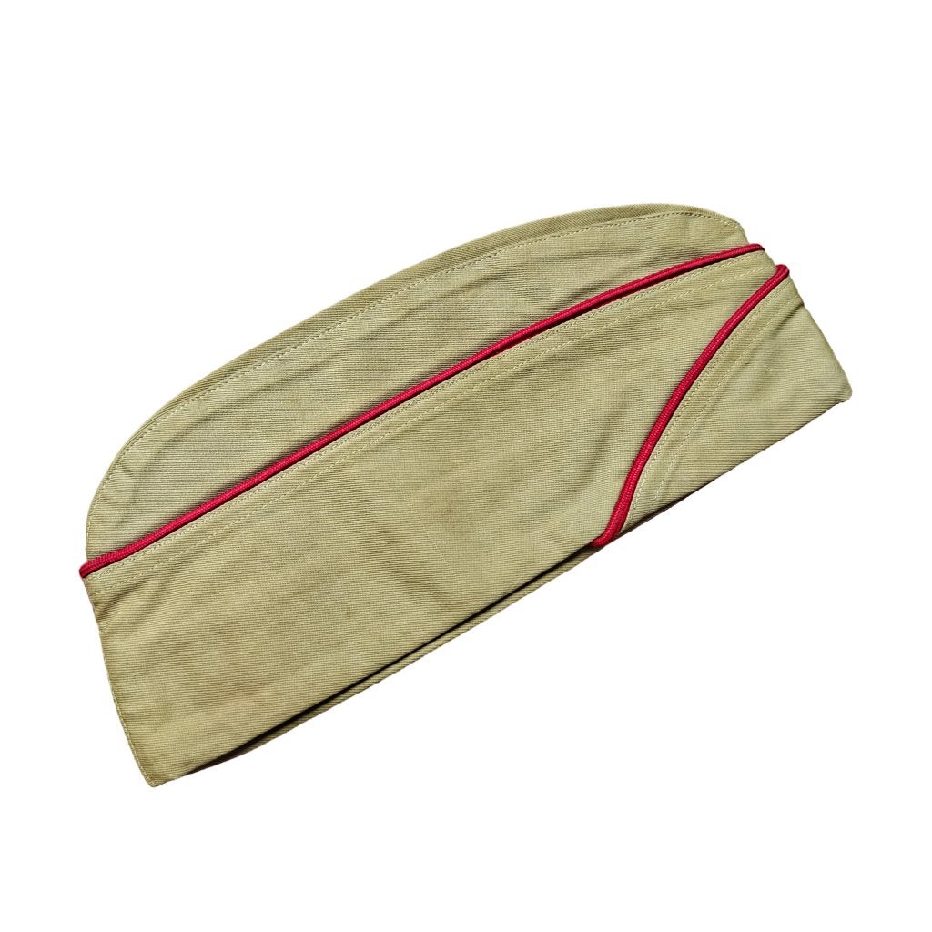 WWII US Garrison Cap 2nd Field Artillery Regiment, Ophalen of Verzenden, Amerika, Embleem of Badge