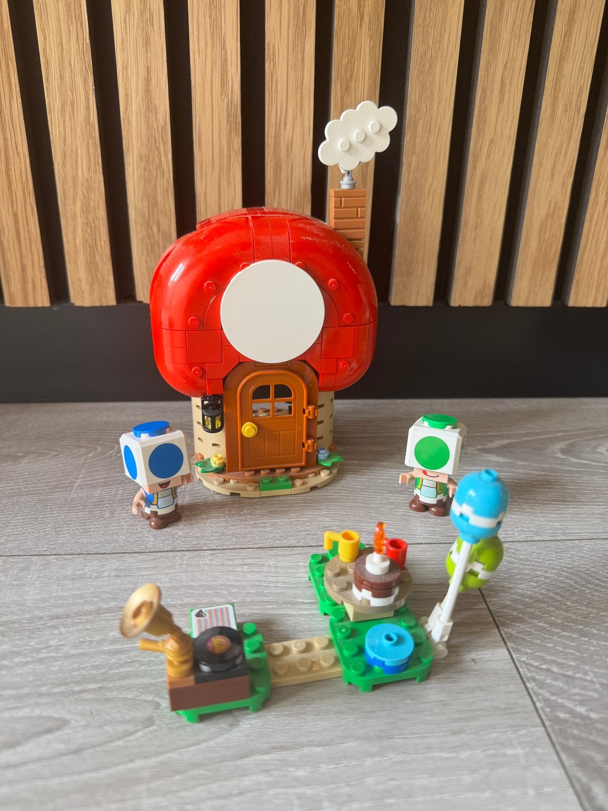 Lego Mario - Toad’s huisfeestje - 72041, Ophalen of Verzenden, Zo goed als nieuw
