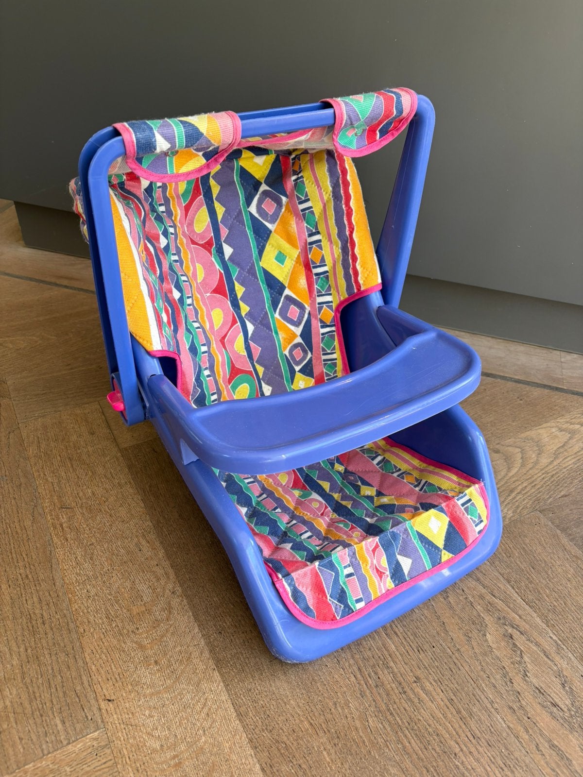 Poppen maxi cosi, Kinderen en Baby's, Speelgoed | Poppen, Ophalen, Gebruikt, Babypop