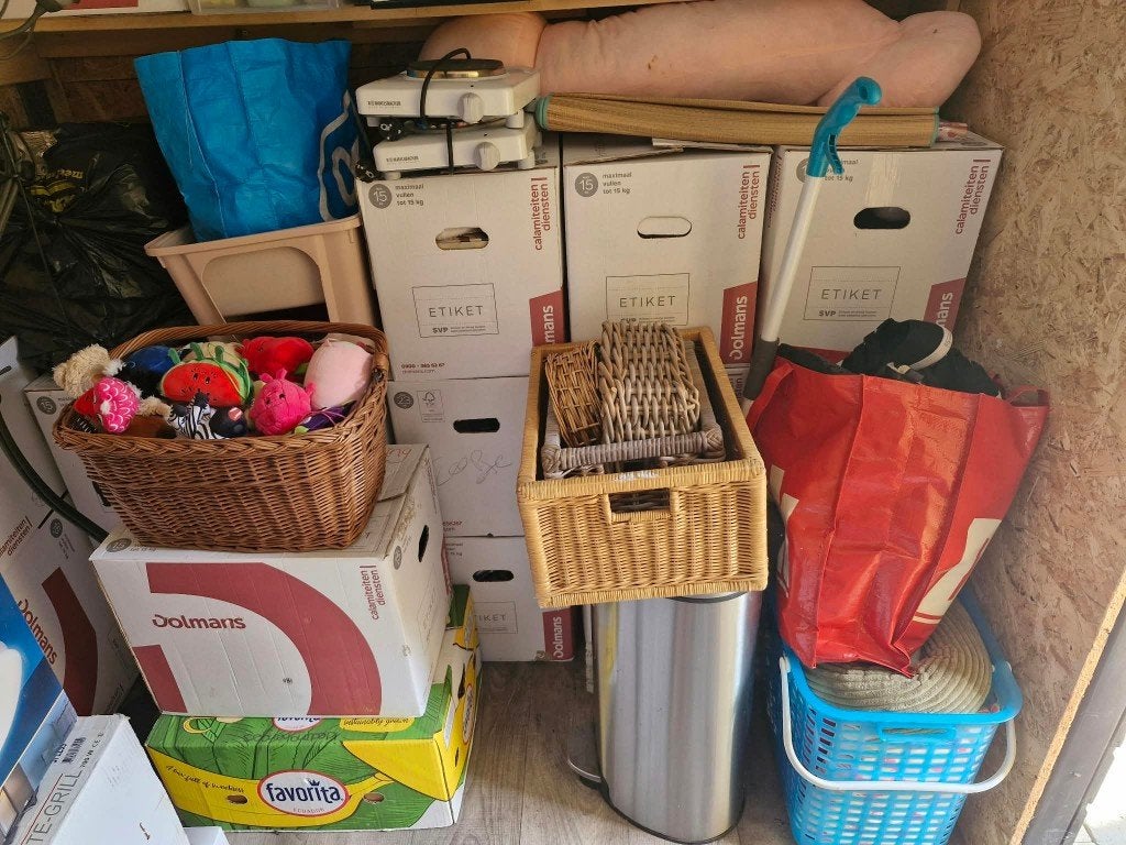 Rommelmarkt spullen, Ophalen, Zo goed als nieuw