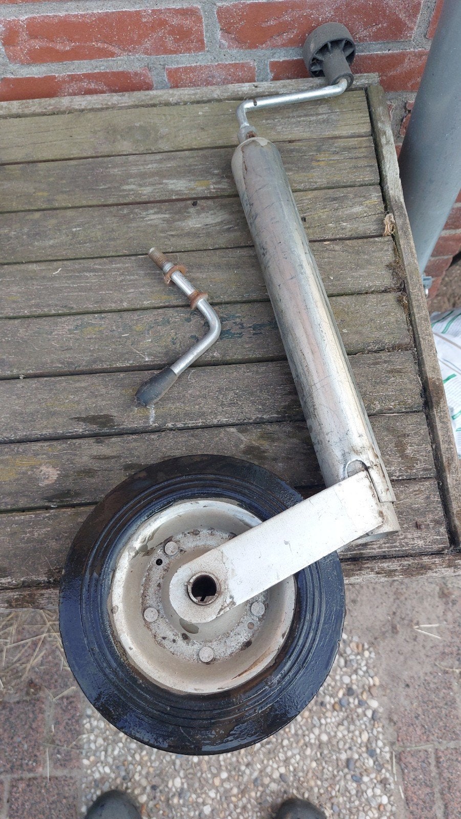 Neuswiel voor caravan of aanhanger, Ophalen, Gebruikt