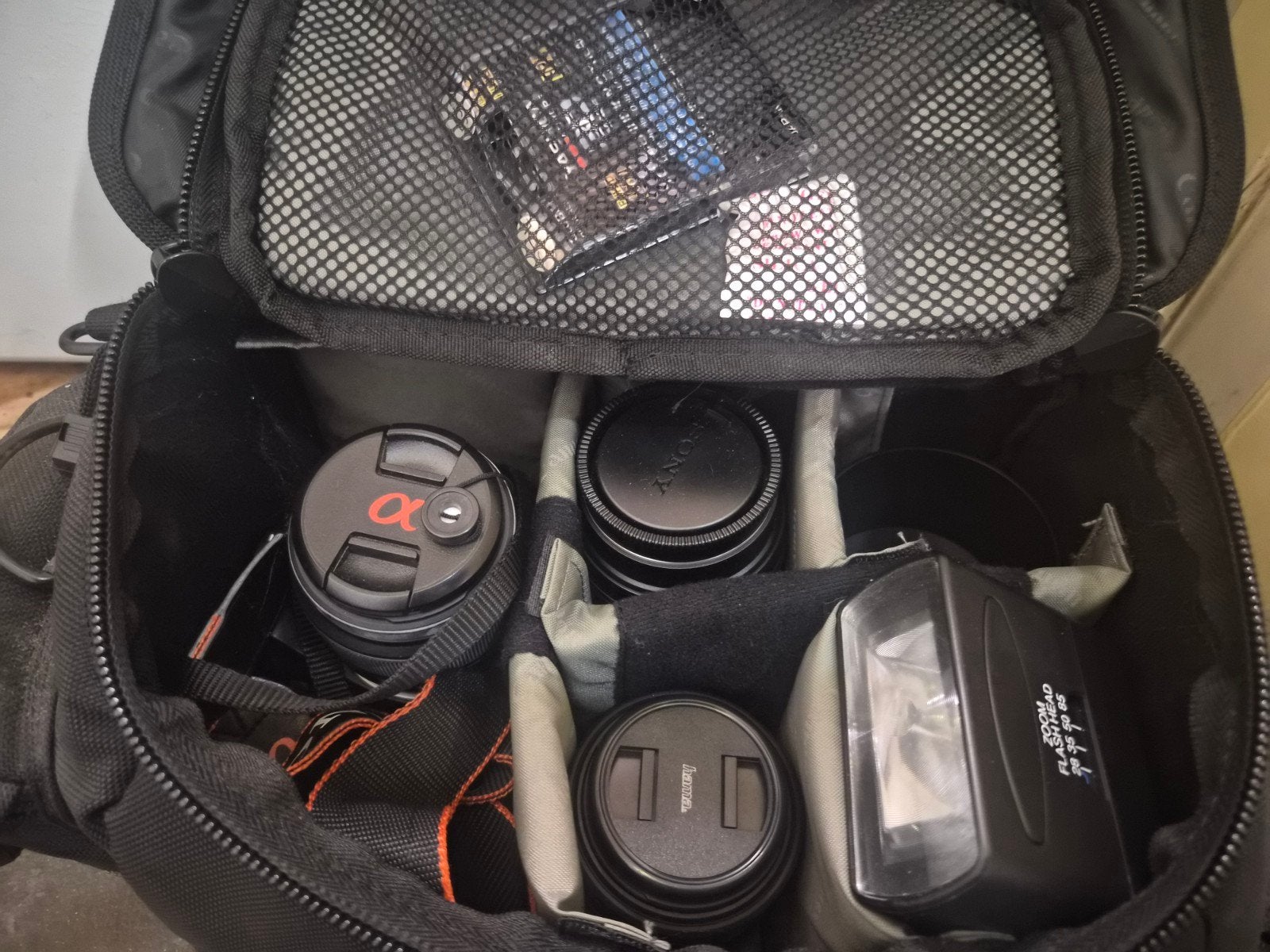 Sony Alpha A580 DSLR Camera met 3 lenzen en accessoires, Ophalen of Verzenden, Gebruikt, Overige merken