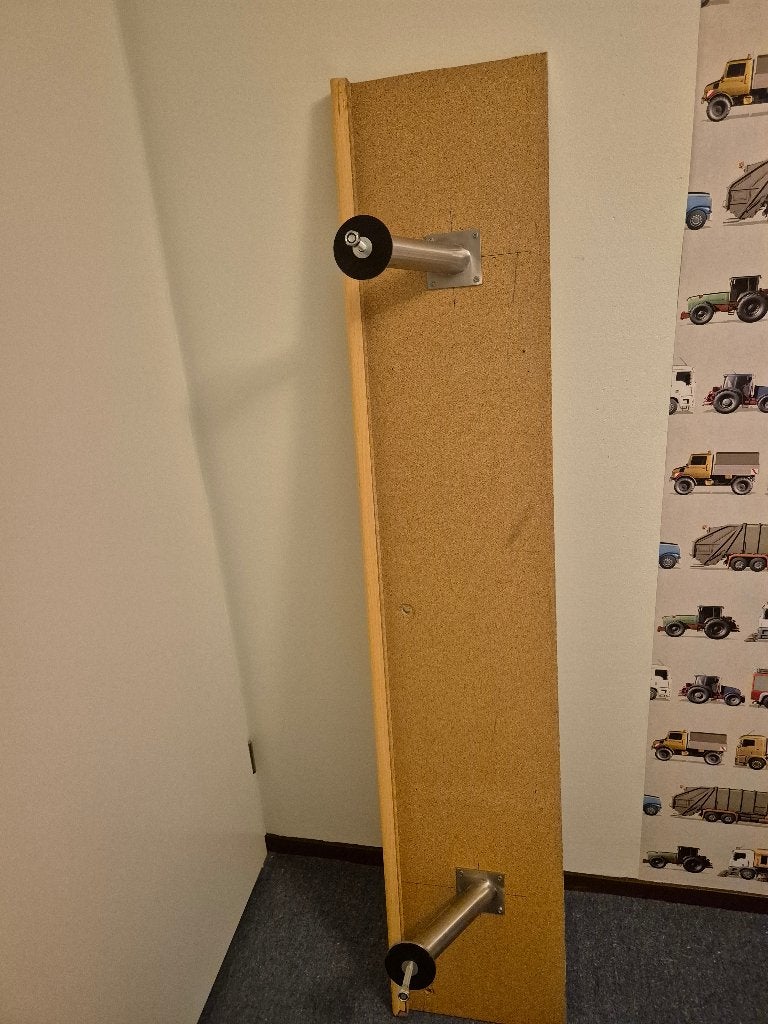 2 planken met 2 schuine beugels (capita), Doe-het-zelf en Verbouw, Hout en Planken, Ophalen, Minder dan 25 mm, Plank, Minder dan 200 cm