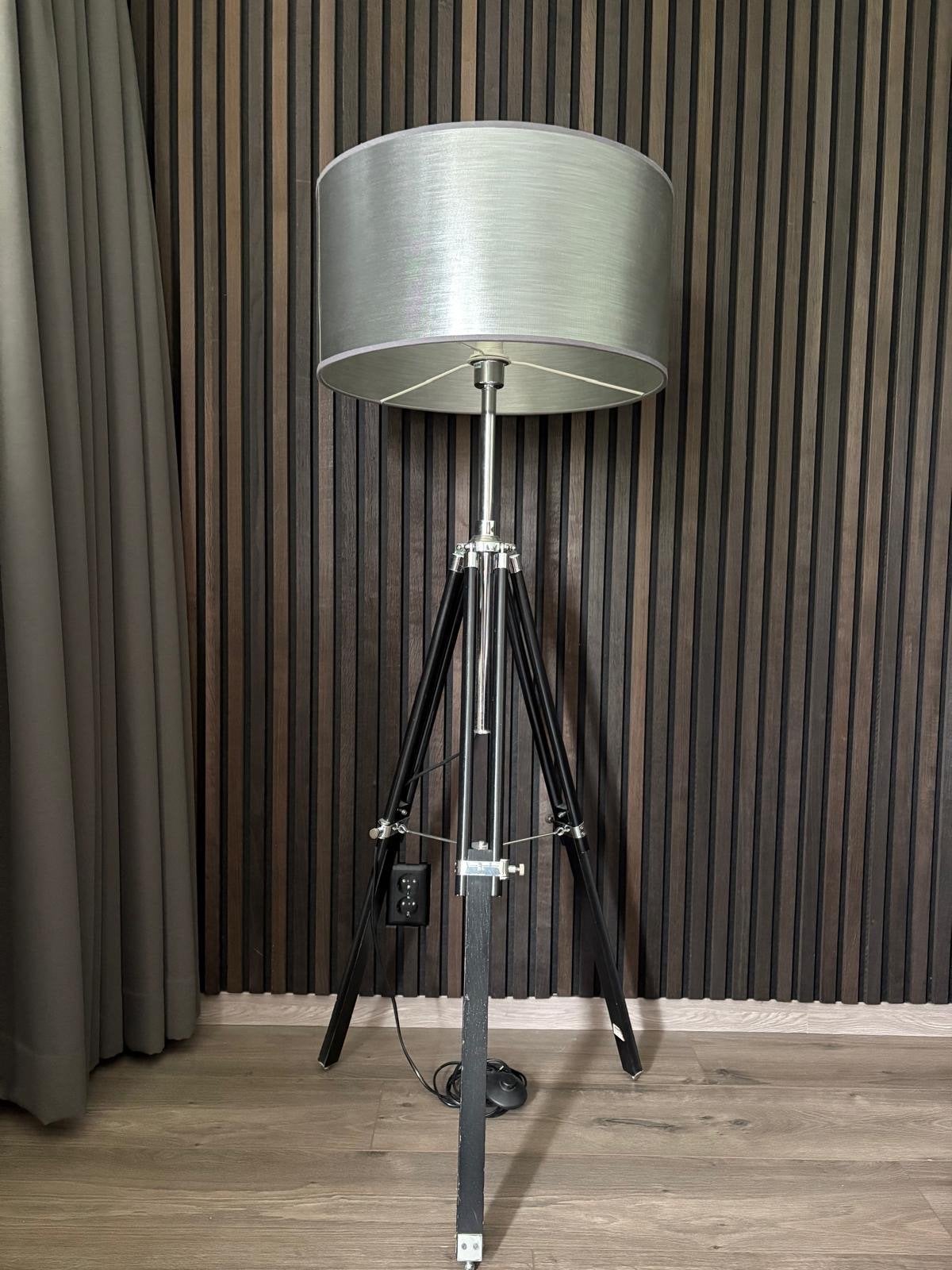 Straluma Vloerlamp Tripod met Zilveren Kap, Ophalen, E27 (groot), Metaal, 150 tot 200 cm