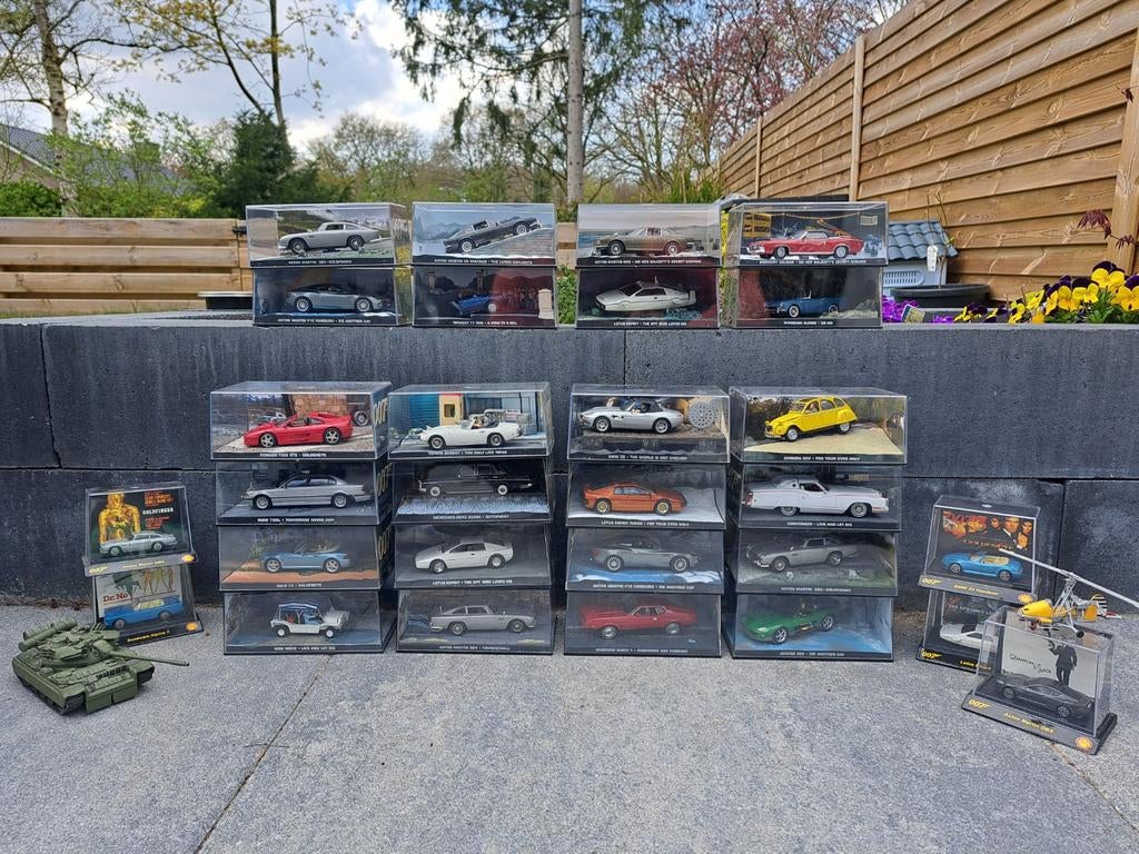 James Bond 007 Car Collectie met tijdschriften, Ophalen