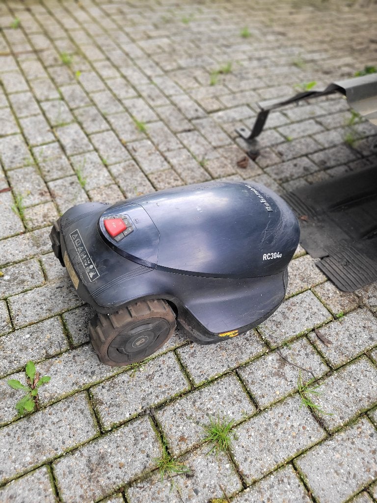 Robomow grasmaaier RC304U te koop, Ophalen, Gebruikt, Bestuurbaar via app, Robomow
