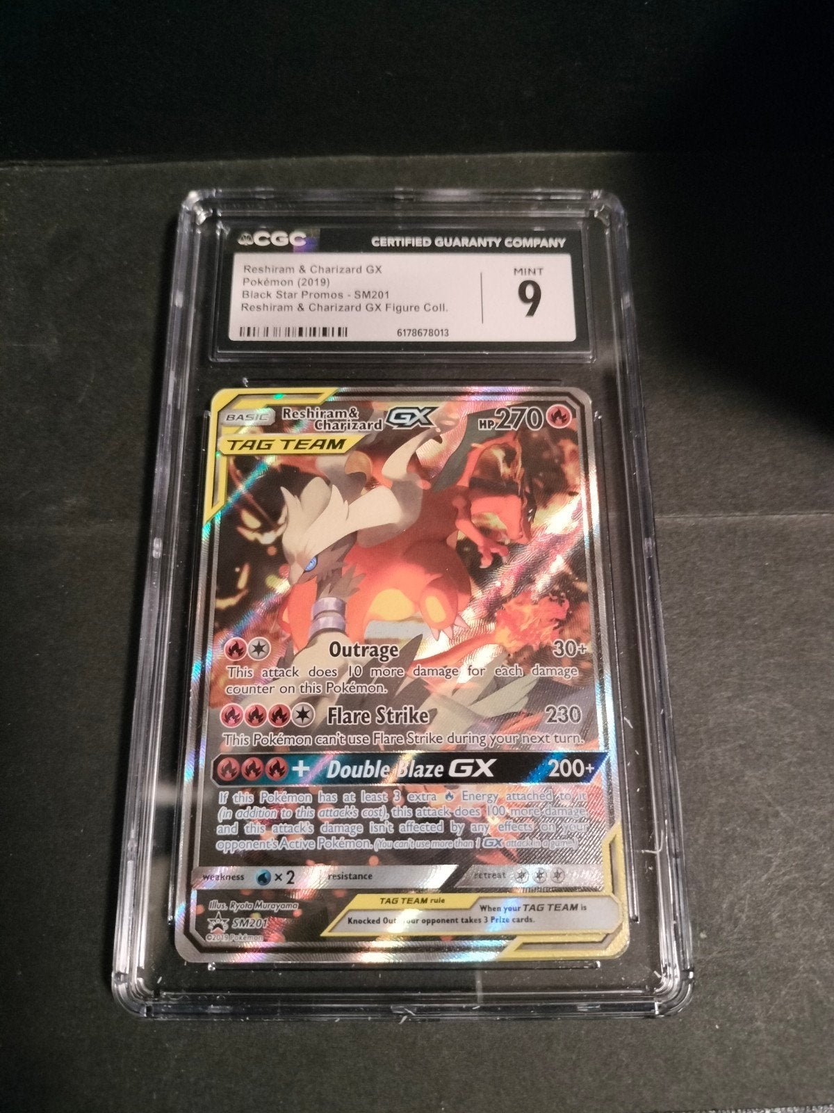 Zeldzame Graded Reshiram & Charizard GX Pokémon Kaart CGC 9, Verzenden, Zo goed als nieuw, Losse kaart