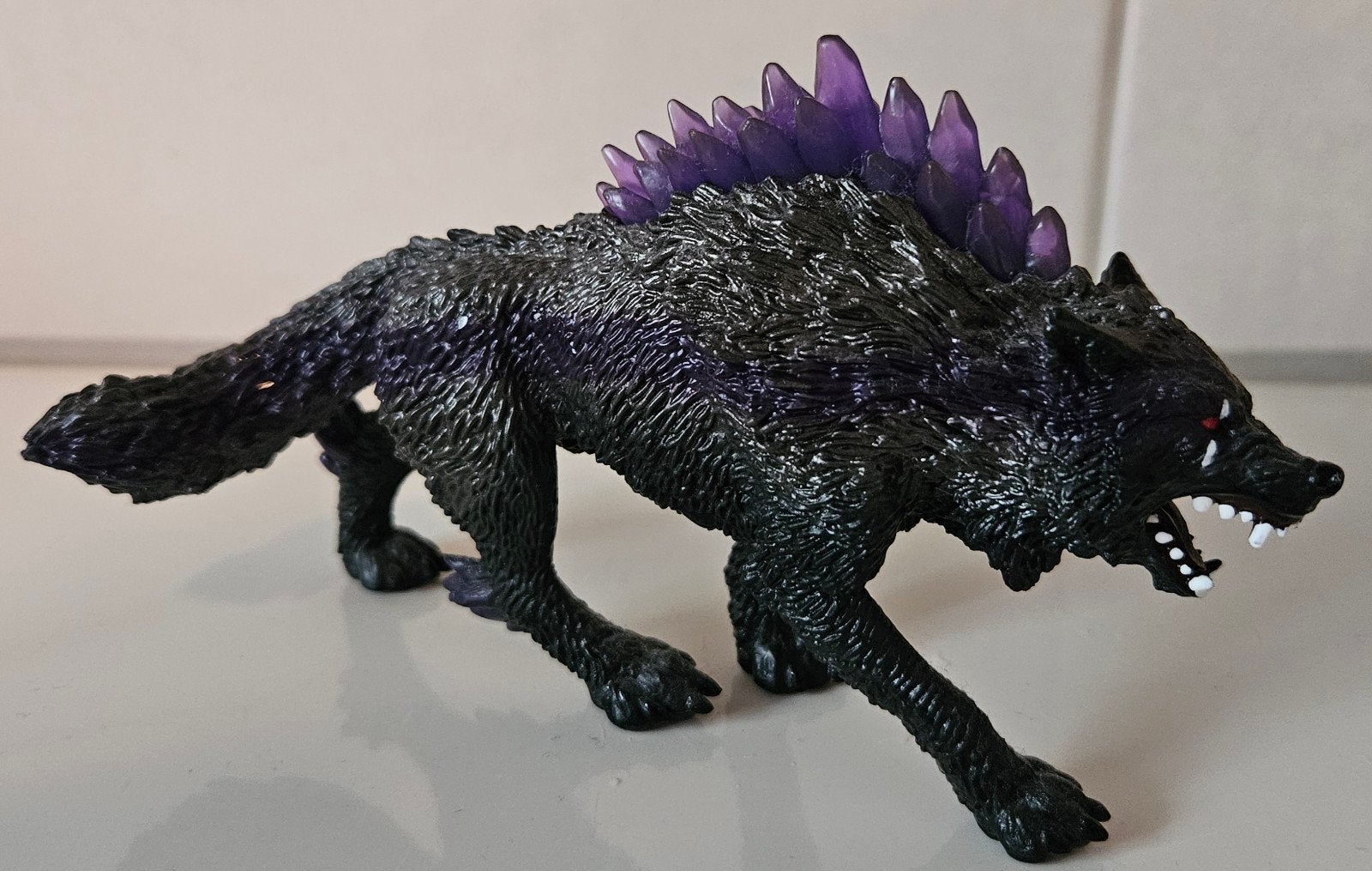 SCHLEICH ELDRADOR SCHADUW WOLF, Verzamelen, Ophalen of Verzenden, Zo goed als nieuw, Wild dier, Beeldje of Figuurtje