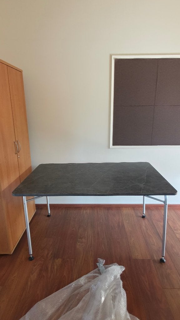 Tafel, Caravans en Kamperen, Ophalen, Zo goed als nieuw