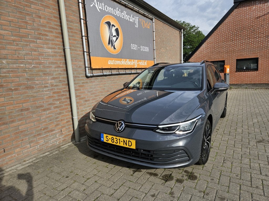 Volkswagen Golf Variant 1.0 eTSI Life Business (bj 2023), Auto's, Volkswagen, Automatische klimaatregeling, Gebruikt, Euro 6, Alcantara