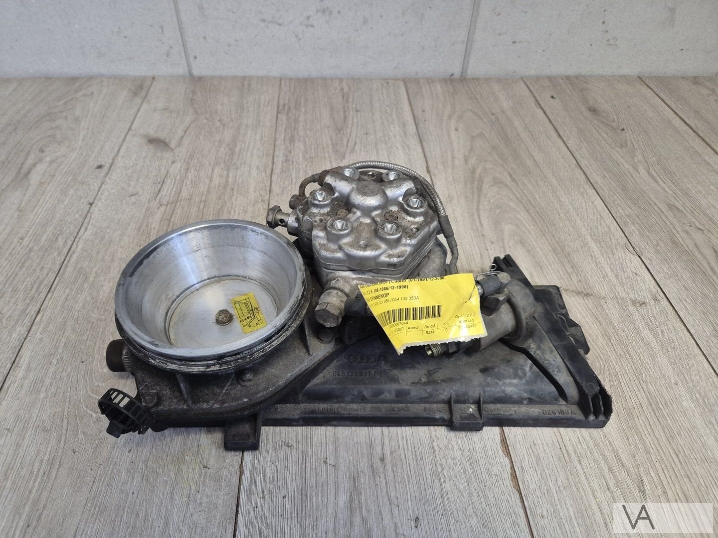 Spinnekop Audi 80 / 100 / Cabrio 2.3 K-jetronic 0438101029, Auto-onderdelen, Gebruikt, -, -, -