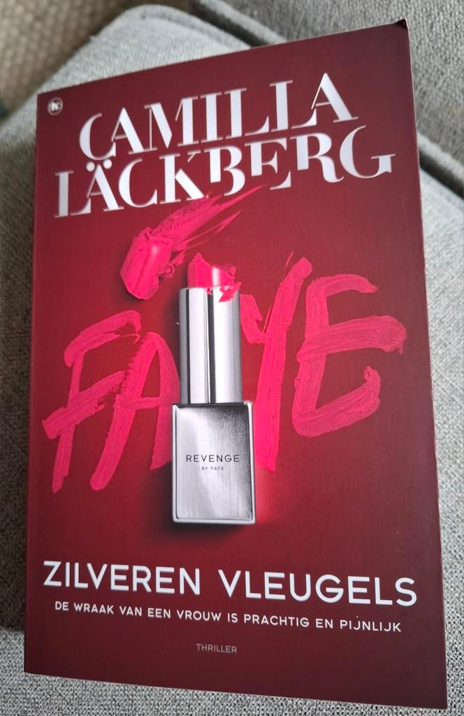 Zilveren Vleugels van Camilla Läckberg. Ophalen in IJsselste, Ophalen, Zo goed als nieuw, Scandinavië