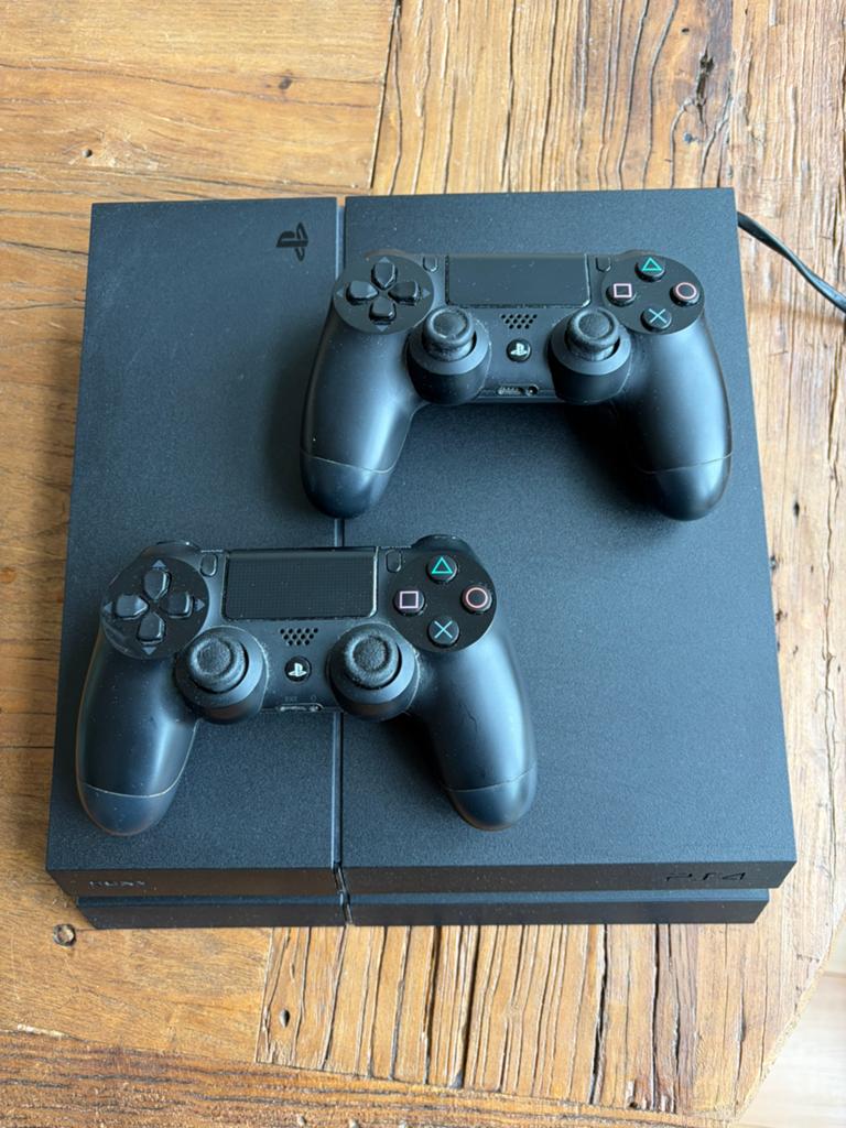 Playstation 4, Spelcomputers en Games, Spelcomputers | Sony PlayStation 4, Ophalen, Met 2 controllers, Zo goed als nieuw, Original