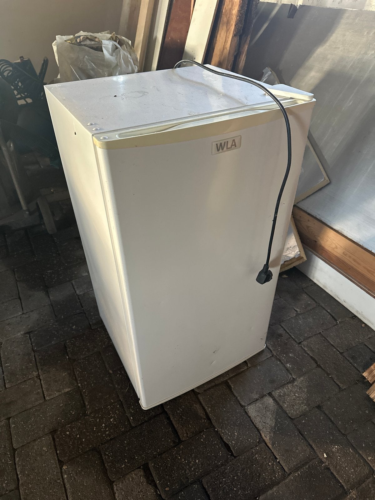 WLA Koelkast KF-4700 met vriesvak - 93L inhoud, Witgoed en Apparatuur, Koelkasten en IJskasten, Gebruikt, Met vriesvak, Ophalen