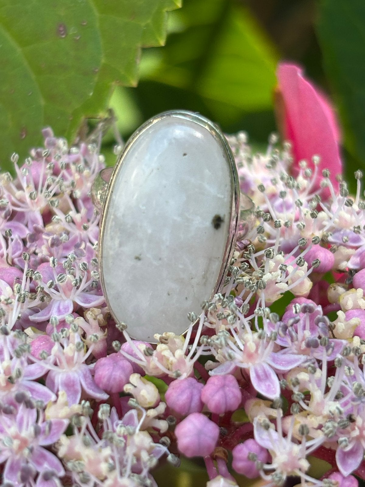 Maansteen Edelsteenring, maat 17, Sieraden, Tassen en Uiterlijk, Ringen, Wit, Nieuw, Ophalen of Verzenden, 17 tot 18
