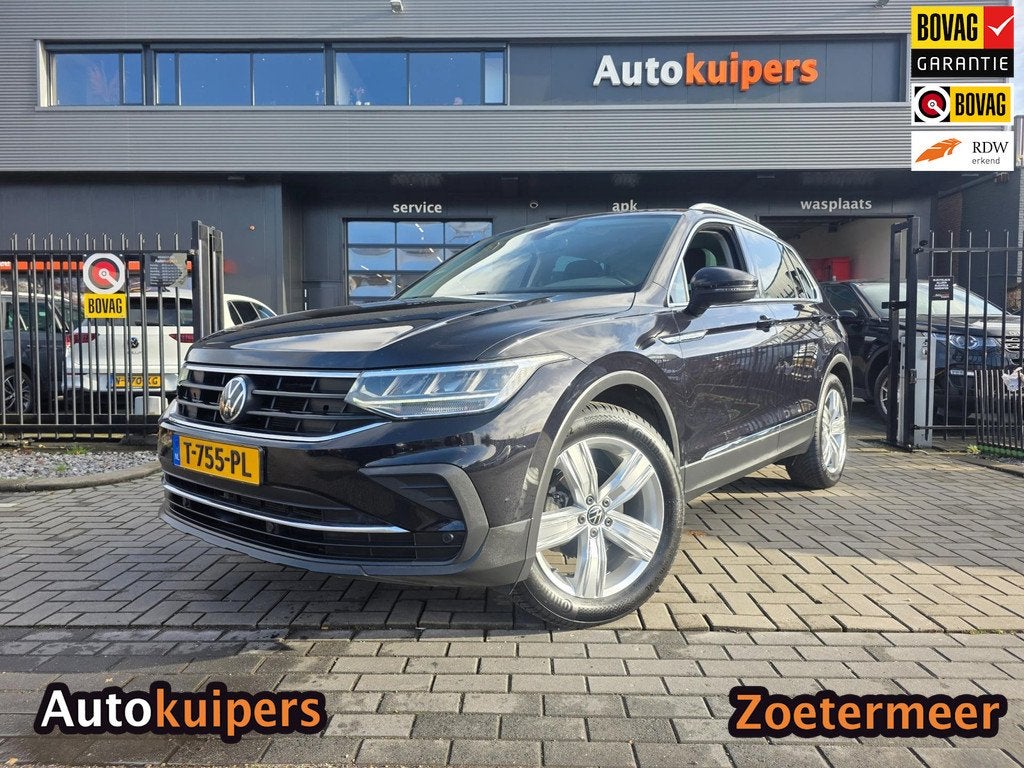 Volkswagen Tiguan 1.5 TSI Elegance | Rijk uitgerust met veel, 12 maanden, Euro 6, 4 cilinders, Zwart
