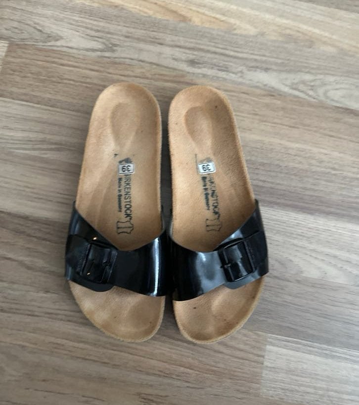 Birkenstock slippers zwart - Maat 39, Kleding | Dames, Schoenen, Ophalen, Zo goed als nieuw, Zwart, Slippers