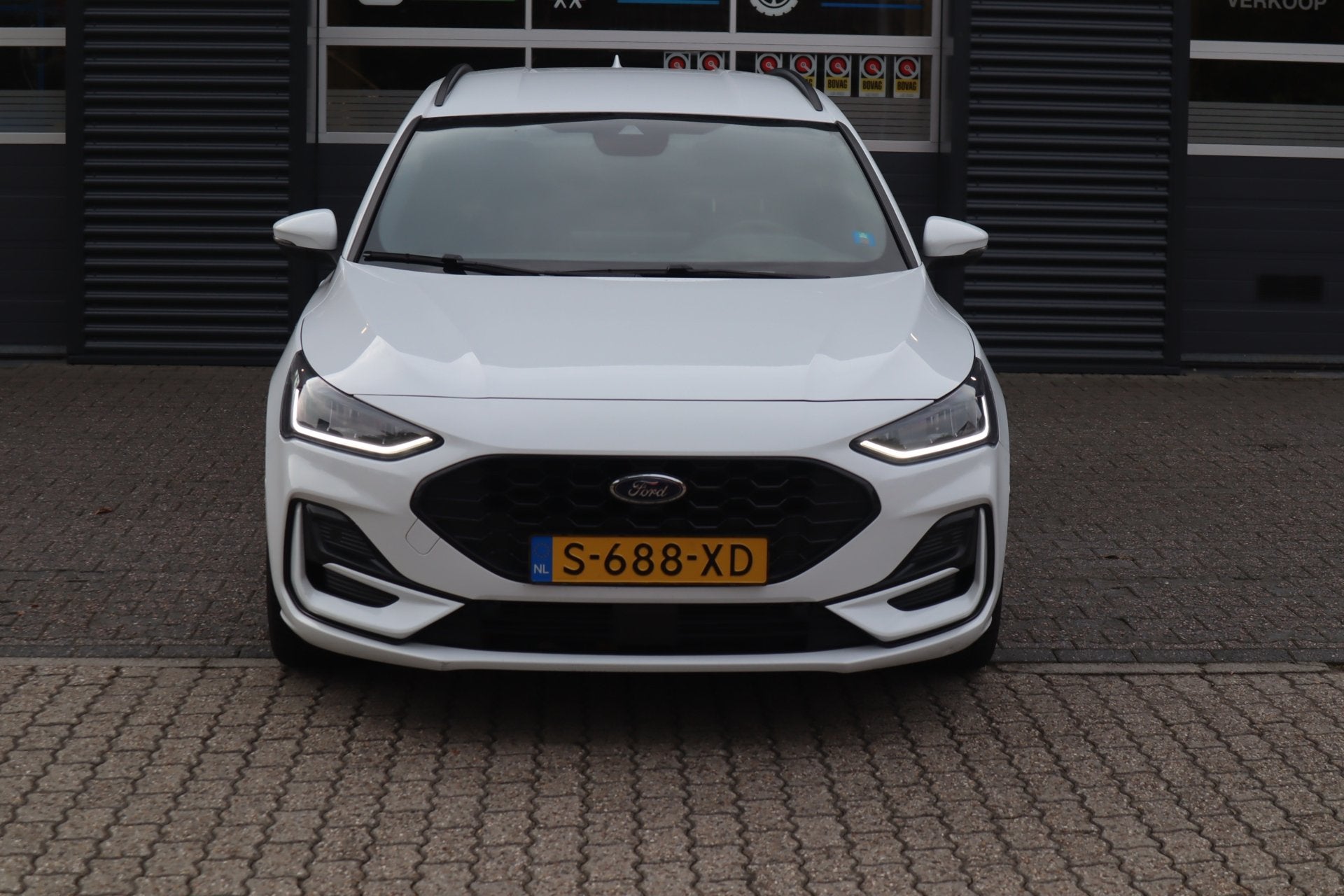 Ford Focus Wagon 1.0 EcoBoost Hybrid ST Line, Auto's, 125 pk, Gebruikt, Euro 6, Wit