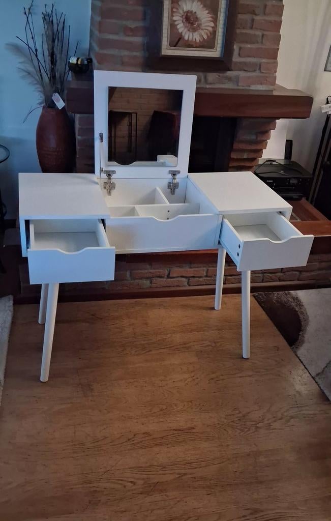 Kaptafel met spiegel, Ophalen