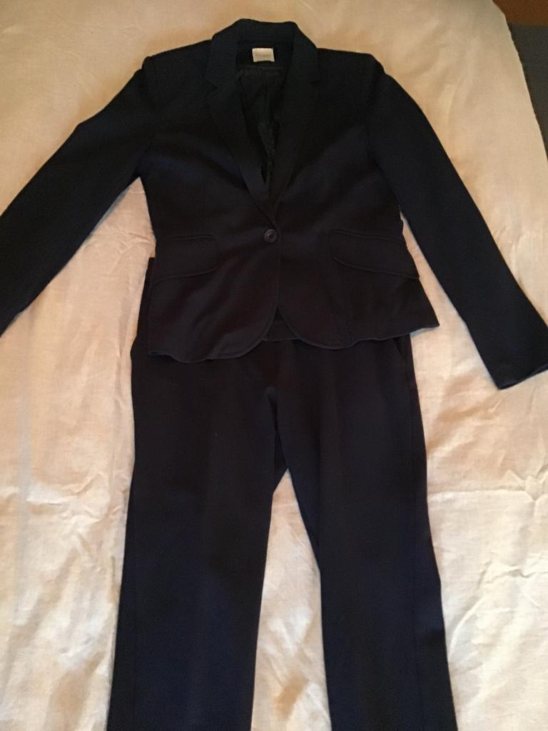 Donkerblauw setje: JC Sophie Colbert & Modstrom Pantalon XS, Kostuum of Pak, Blauw, Ophalen of Verzenden, Zo goed als nieuw