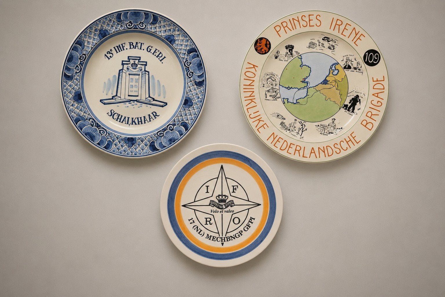 Gezocht Borden Prinses Irene Brigade, NAVO, Westenberg Kazer, Ophalen of Verzenden