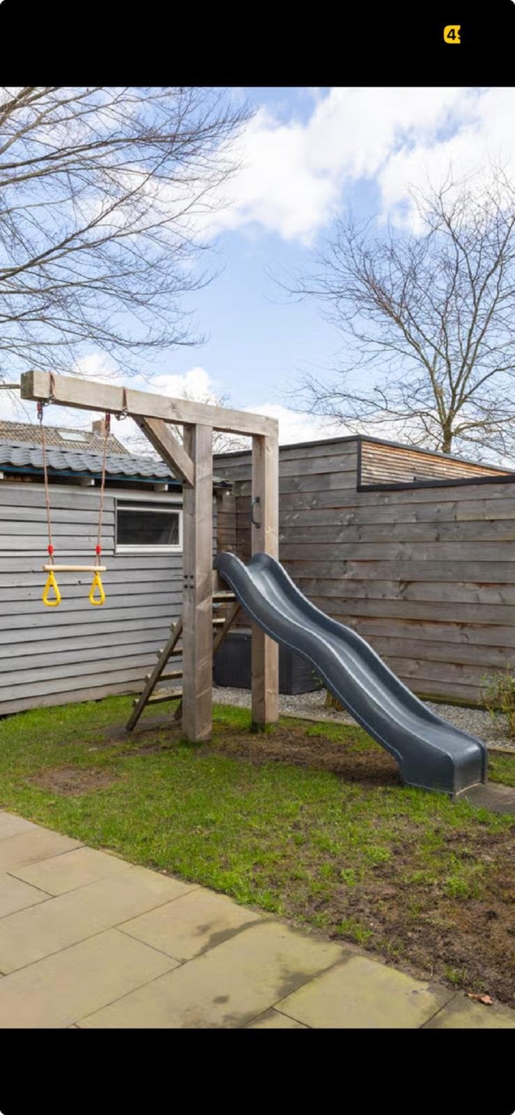 Speeltoestel, Lange glijbaan met trap en zwaai mogelijkheid, Ophalen, Gebruikt, Glijbaan, Aanbouwonderdeel