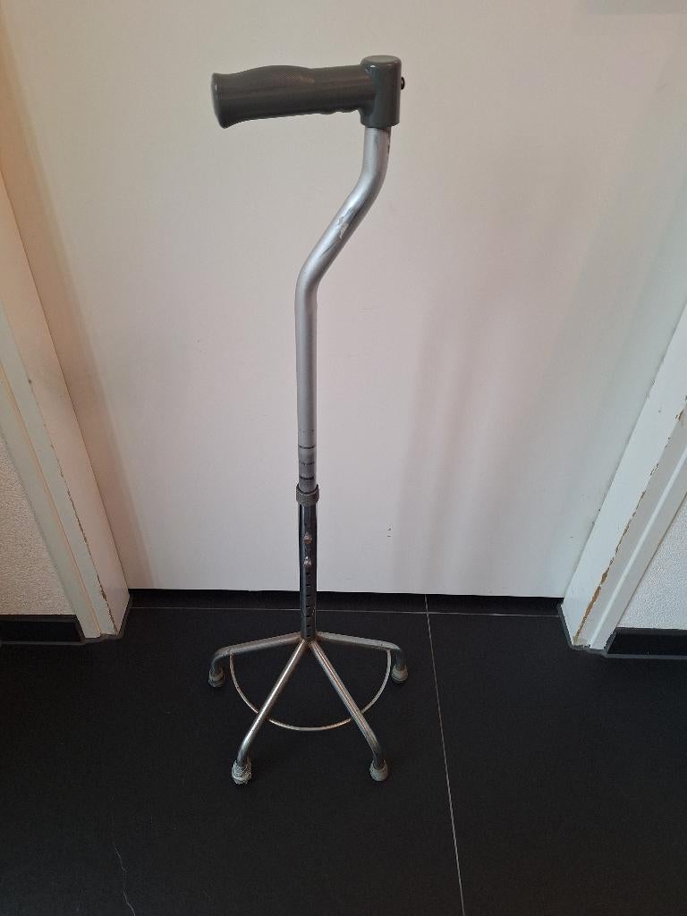 Gratis vierpoot wandelstok, Diversen, Wandelstokken, Ophalen, Verstelbaar, Gebruikt