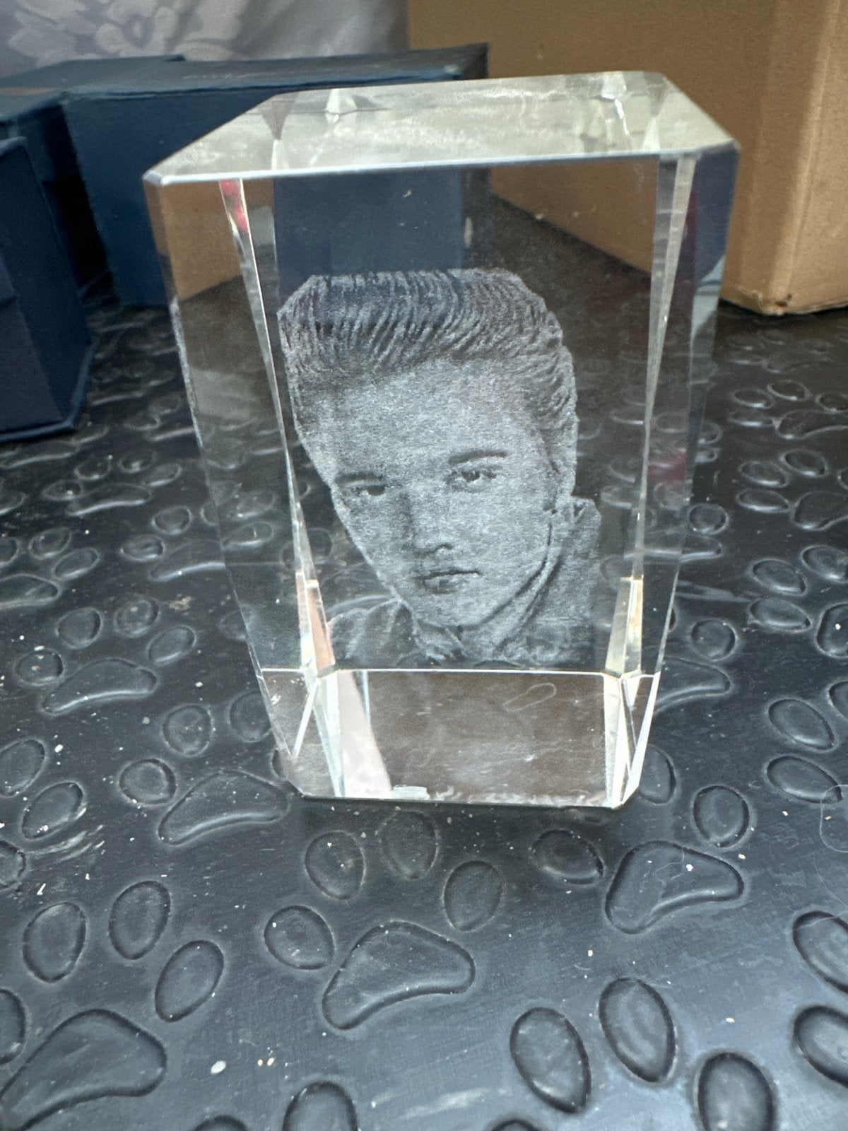 Elvis Presley 3D Kristal Glas Blok - Uniek Verzamelobject, Ophalen of Verzenden, Zo goed als nieuw, Foto of Kaart