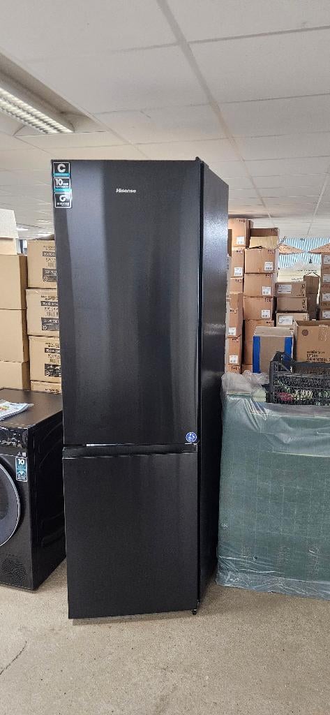 Hisense koel/vries combinatie, zwart, Witgoed en Apparatuur, Koelkasten en IJskasten, Zo goed als nieuw, Met aparte vriezer, 200 liter of meer