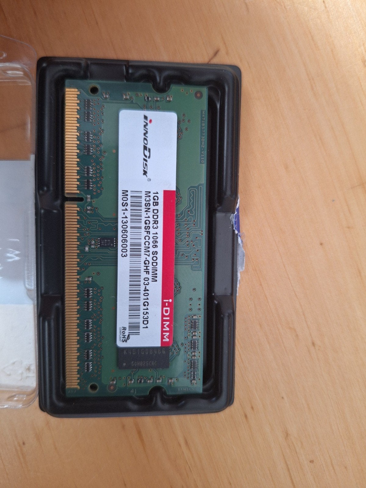 InnoDisk 1GB DDR3 1066 SODIMM Geheugenmodule, Computers en Software, RAM geheugen, DDR3, Ophalen of Verzenden, Laptop, Gebruikt