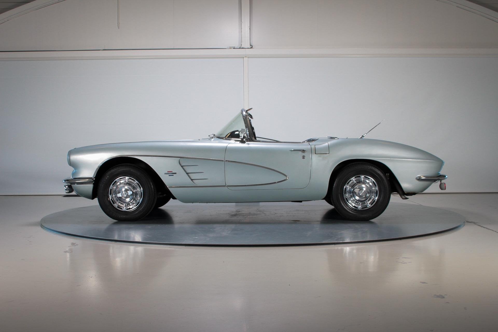 1961 Chevrolet Corvette C1 Convertible with Hardtop Survivor, foto 6