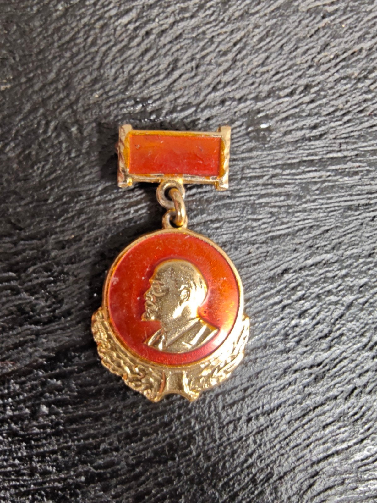 Russian Communist   Badge Lenin USSR.., Ophalen of Verzenden, Landmacht, Nederland, Embleem of Badge