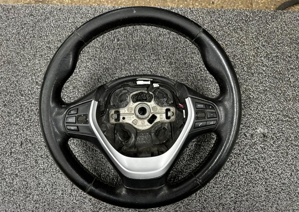 sport stuur met cruisecontrol bmw f2x en f3x, Auto-onderdelen, Besturing, Ophalen of Verzenden, Gebruikt, BMW