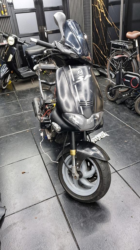 Gilera Runner 125cc 2t  - Start niet door startonderbreker, Motoren, Ophalen