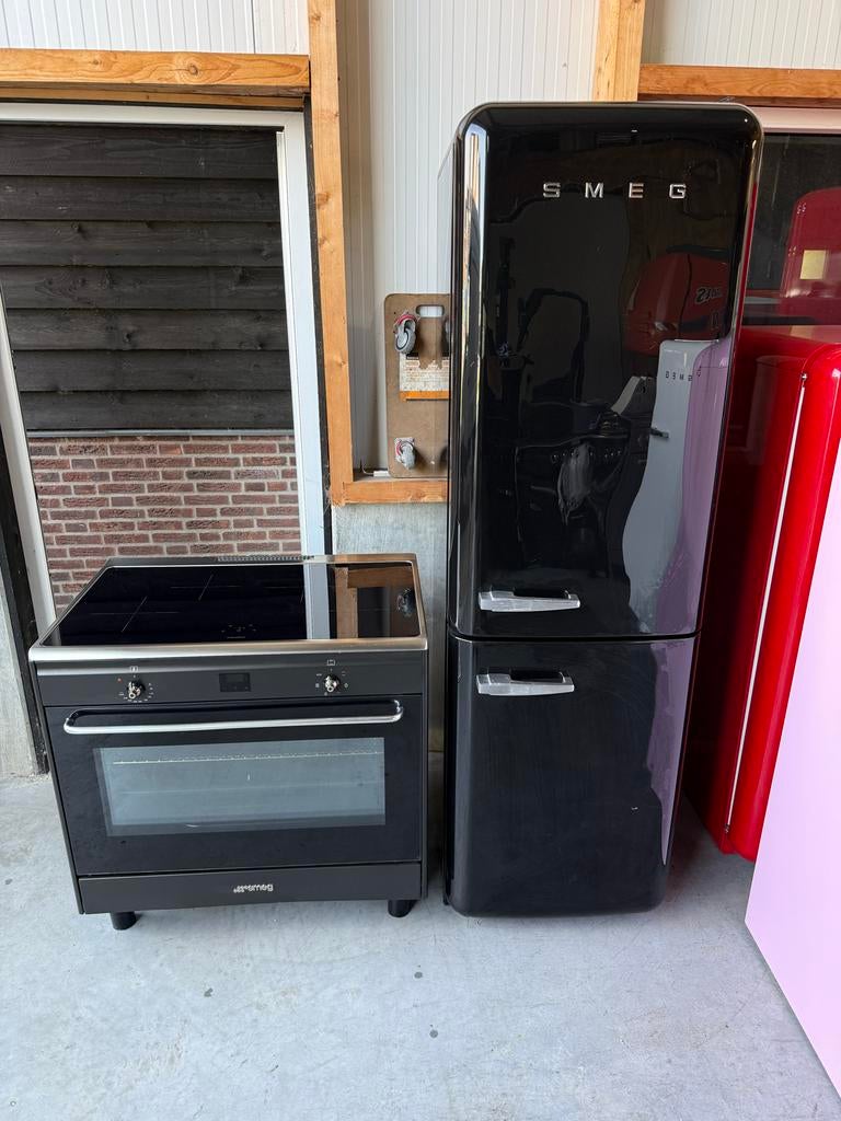 Smeg inductie fornuis met bijpassende smeg koelkast, Witgoed en Apparatuur, Fornuizen, Bella, 60 cm of meer, Zo goed als nieuw