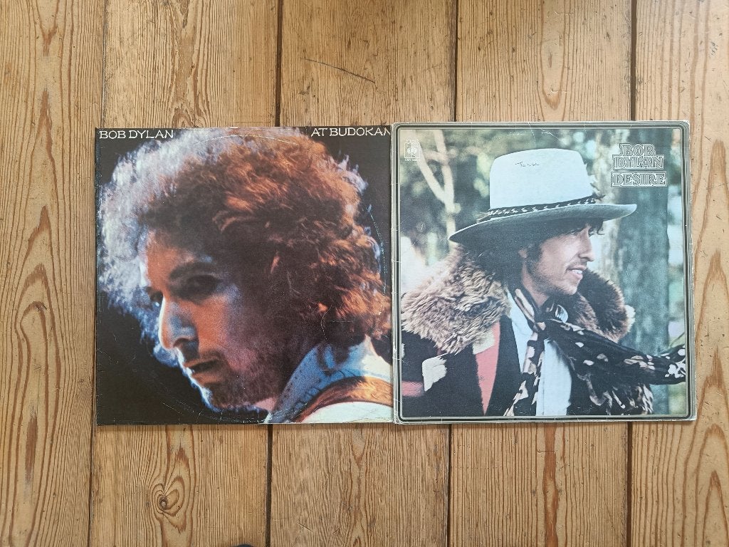 3X LP BOB DYLAN 2 LIVE AT BUDOKAN EN DESIRE, Verzenden, Zo goed als nieuw, 12 inch, Poprock