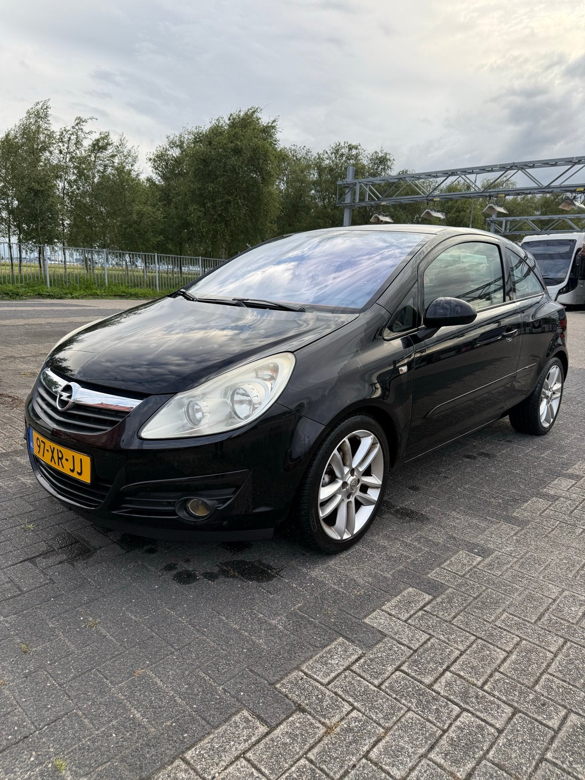 Opel Corsa 1.4 16V 3D WR 2007 Zwart, Auto diversen, Ophalen of Verzenden, Zo goed als nieuw